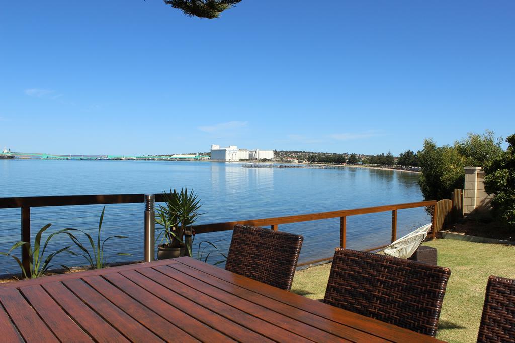 Bay 10 - Suites And Apartments Port Lincoln Exteriör bild