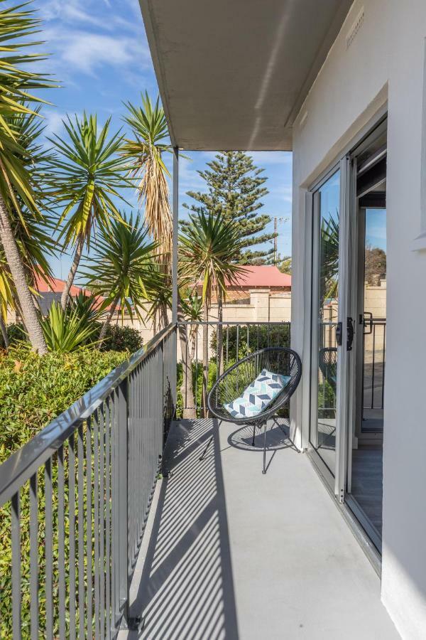 Bay 10 - Suites And Apartments Port Lincoln Exteriör bild
